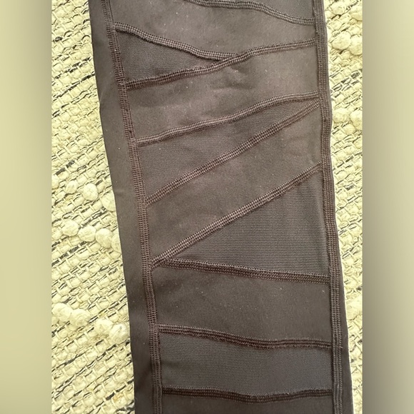 Lululemon Wunder Under Pant High Rise Tech Mesh in Black Size 6 - Picture 6 of 8